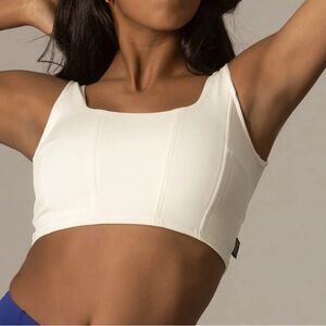 Tiger Friday Dutchess Crop, AXS